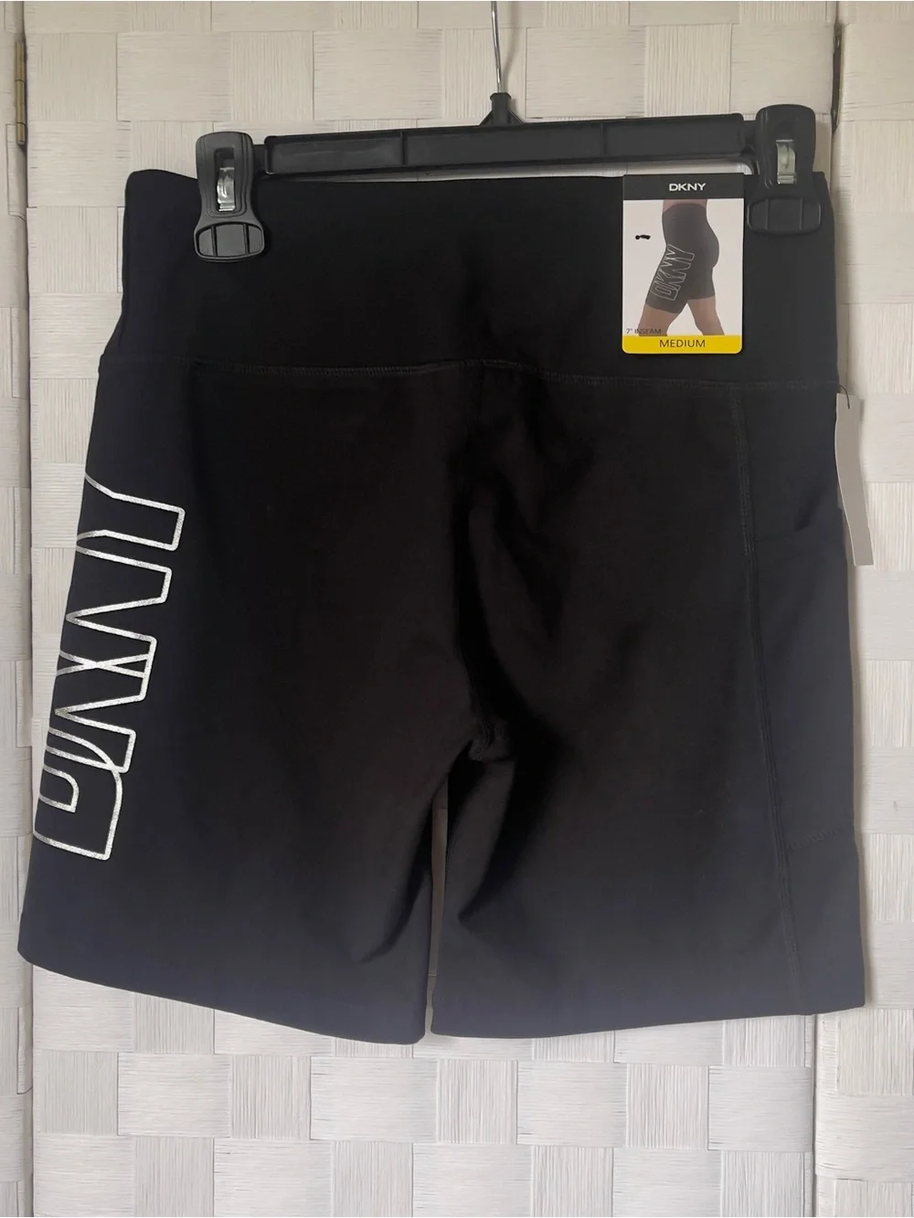 DKNY athletic shorts with logo on the leg - Medium